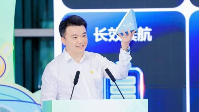 一家眼科中心如何成为“疑难眼病治疗的攻坚堡垒”？