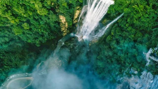 △通灵大峡谷。图/广旅古龙山通灵大峡谷景区 △通灵大峡谷。图/广旅古龙山通灵大峡谷景区