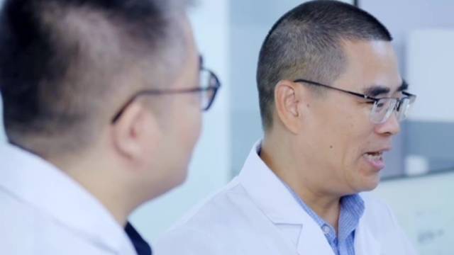 对话温志芬：以后都是人管机器，机器养猪养鸡