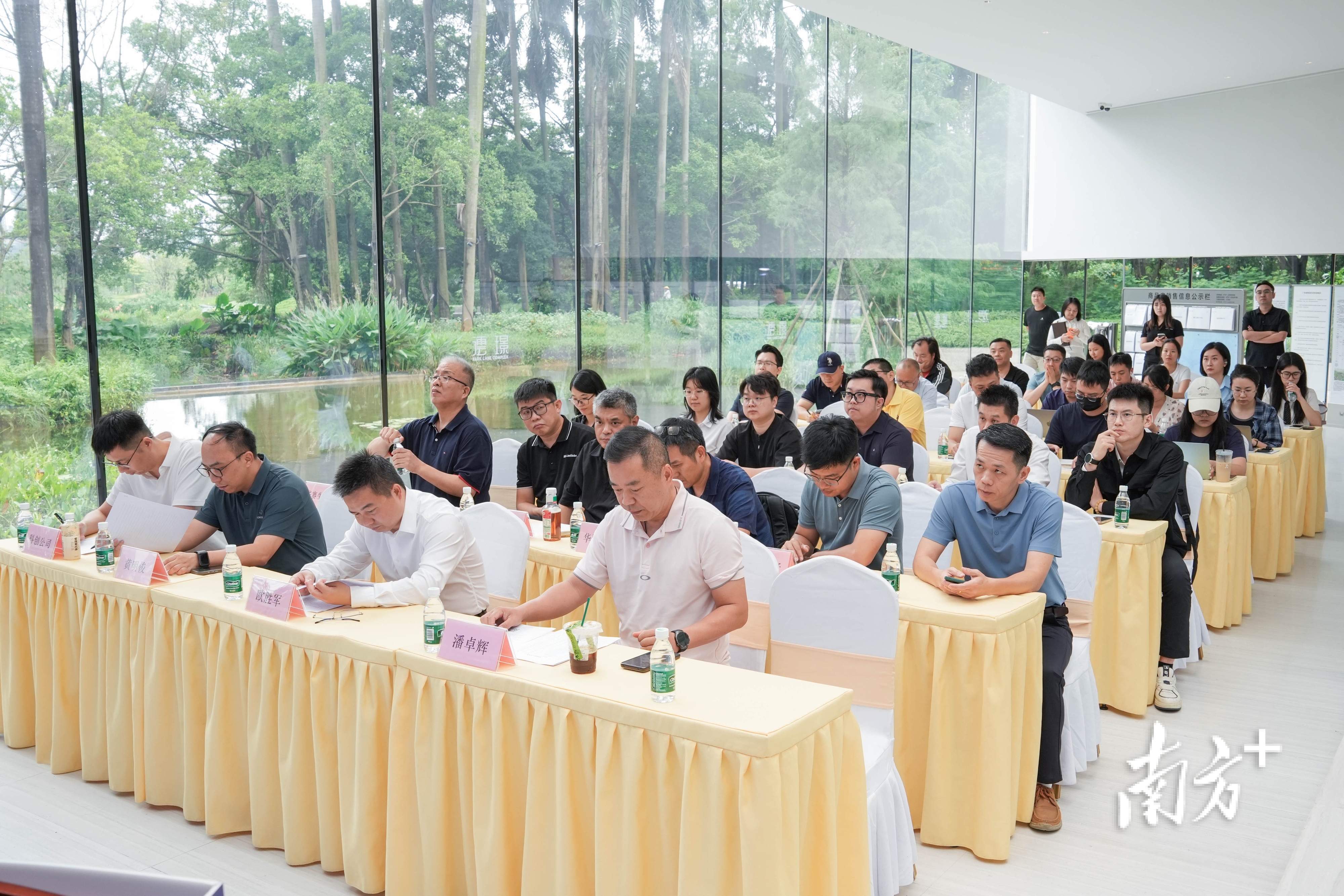 活动现场。 活动现场。