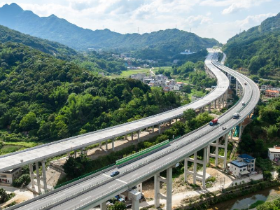 存量提质、增量谋新：梅州项目建设“半年答卷”