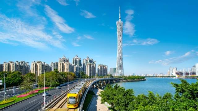 十段奋斗路，十份坚守！南粤巾帼实干书写新时代奋进答卷