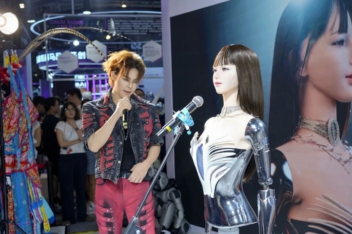 广东流行音乐，为何总崛起于技术浪潮革新时？
