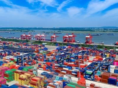 1至7月份国民经济保持总体平稳、向新向优发展态势