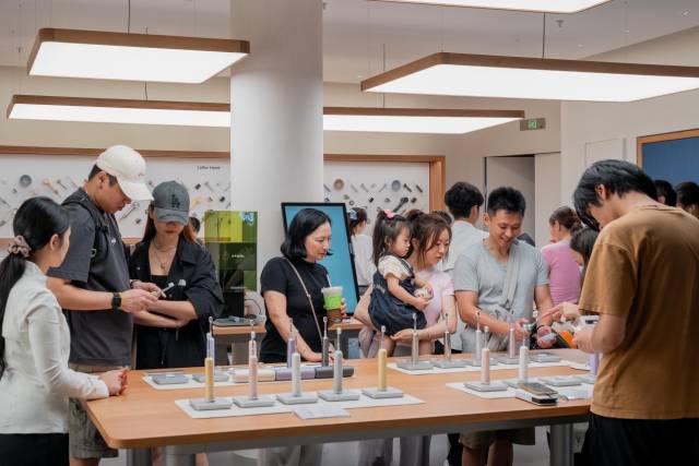 一台高速吹风机,如何从大湾区“吹”进60多国?|从深圳出发 广货行天下⑨