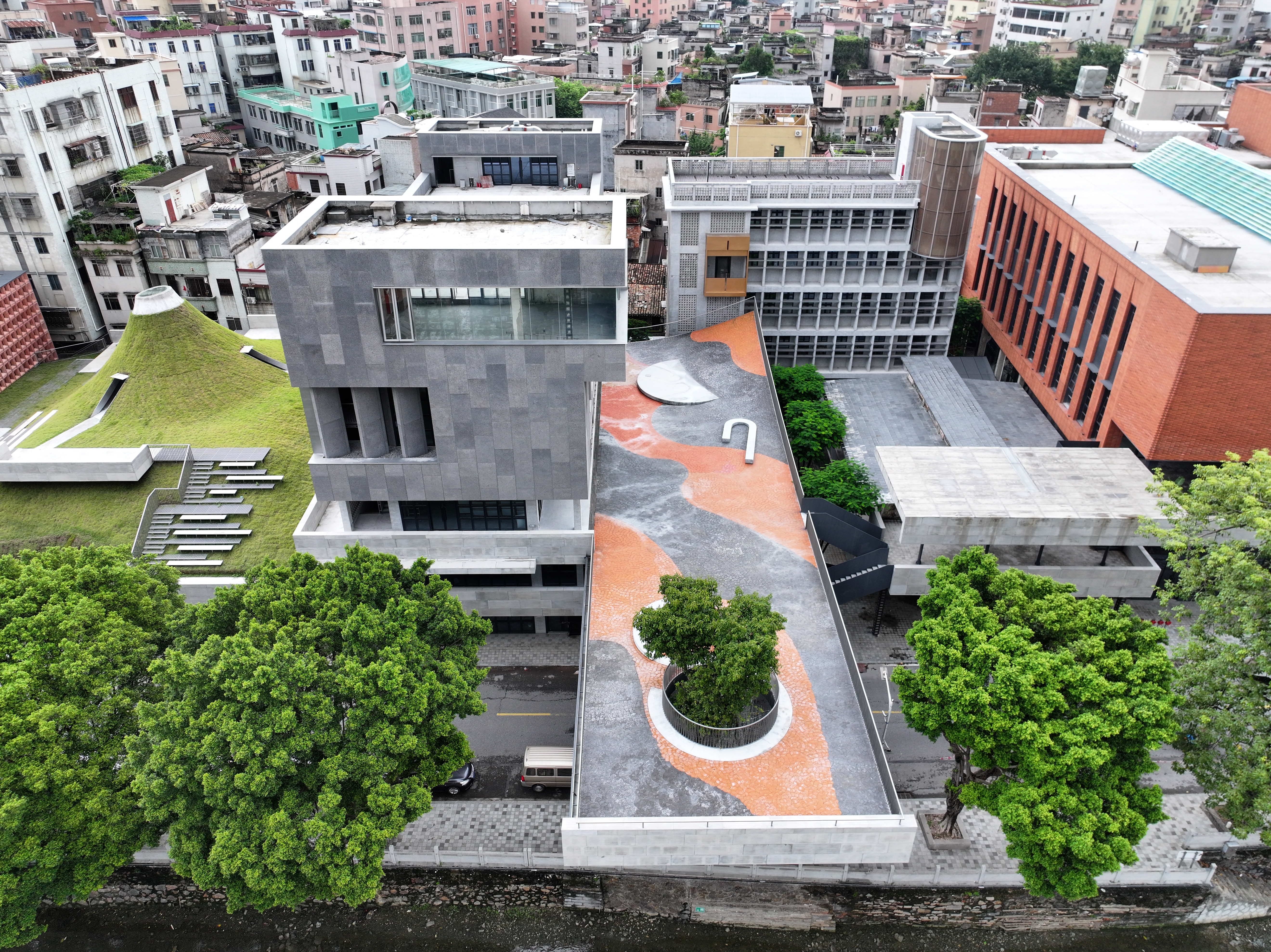 盐步老龙1432文化街区是“龙腾南海”镇村组团的重要组成。