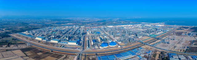 坐落于惠来县的中石油广东石化炼化一体化项目产值突破3000亿元。 坐落于惠来县的中石油广东石化炼化一体化项目产值突破3000亿元。