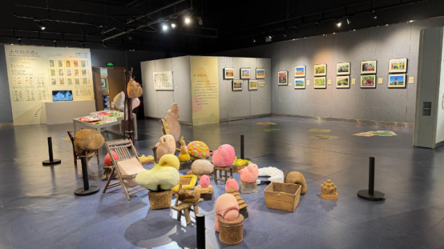城市里有座“魔法农场”？“大地之书”瓜果美术作品展亮相广东省文化馆
