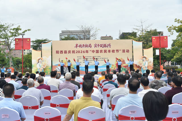 2 (2) 受访者供图