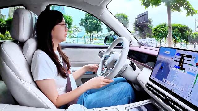 广汽华为乾崑再联手！新车启境GX7到底如何？｜私 +车探