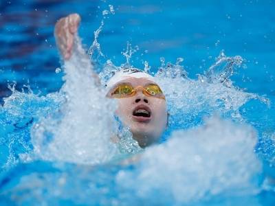 广东第12金！中国队获女子4×100米混合泳接力金牌！
