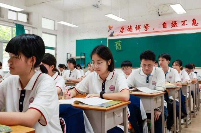 网传清远“取消中考”？十二年贯通培养改的是什么