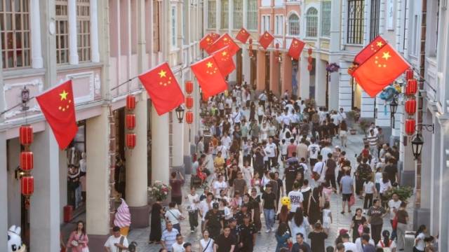 数看广东国庆假期：入粤游客近千万，创新高