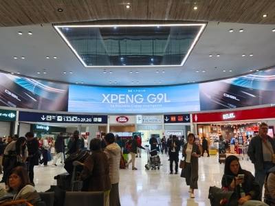 小鹏PK特斯拉，中国智驾走向世界丨中国汽车全球观