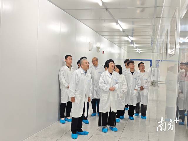 理学院赴粤芯开展访企拓岗。 受访者 供图 理学院赴粤芯开展访企拓岗。 受访者 供图