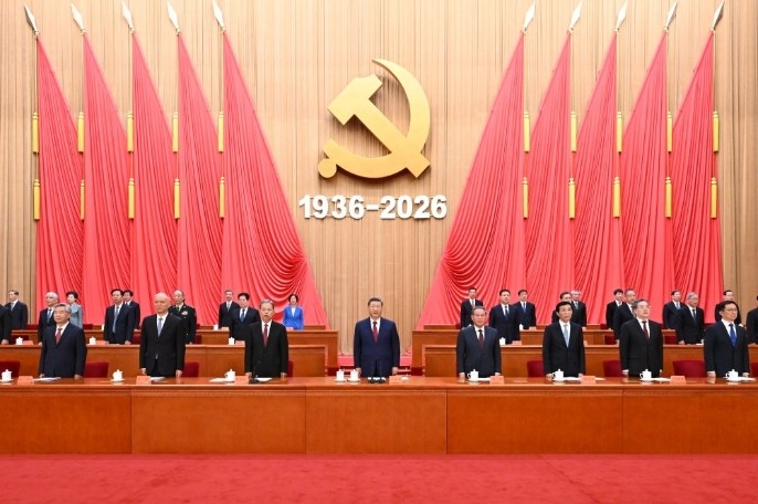 习近平出席纪念中国工农红军长征胜利90周年大会并发表重要讲话