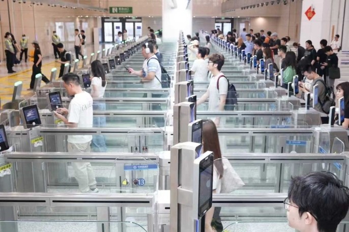 提前68天！横琴口岸出入境旅客年内突破3000万人次