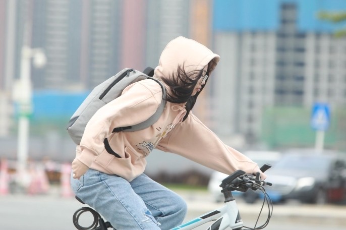 广东大部天气干燥，局部将有小雨！粤北最低气温或至16℃