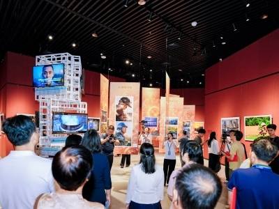 省职工摄影大赛作品展在茂名开幕，276件获奖作品亮相